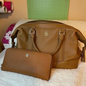 Tory Burch bag and wallet